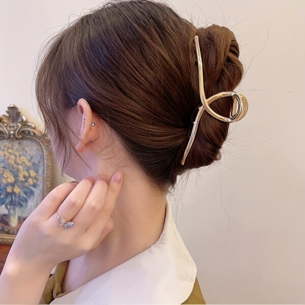 [Glossy Finish] Elegant Golden-Tone Ribbon Hair Clip